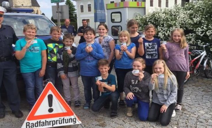 Alle Kinder haben den Fahrradausweis bekommen.