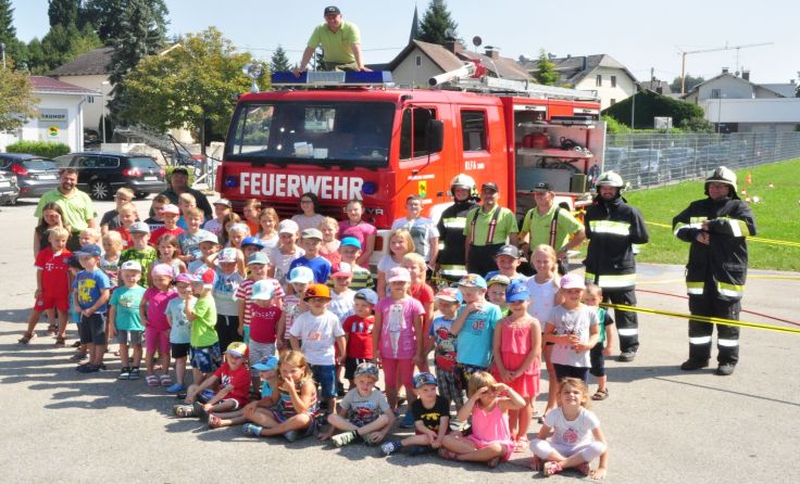 Highlight war wieder der Besuch bei der Feuerwehr Foto: Tina Wiesbauer 