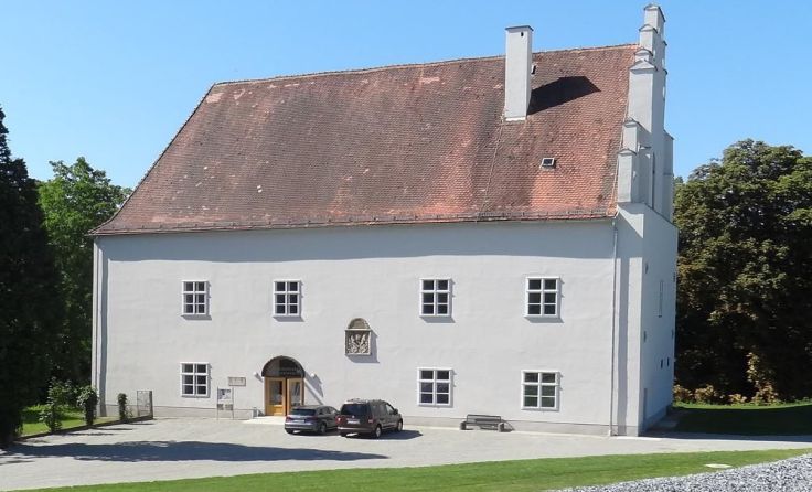 Das Seminarhaus am Burggelände kann auch gemietet werden. 