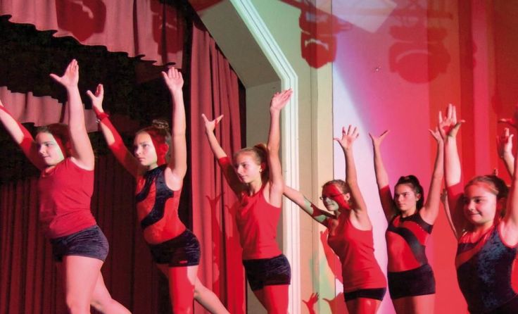 Die Turner haben heuer ihre Choreografien an das Jubiläum angelehnt. Foto: privat