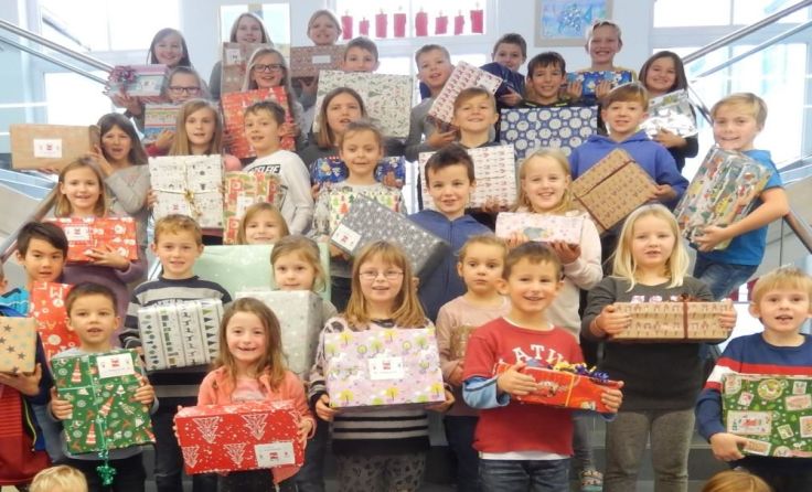 Die Kinder haben fleißig Weihnachtspackerl geschnürt. Foto: privat