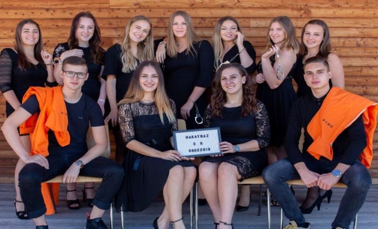 Die Maturanten freuen sich auf viele Ballbesucher. Foto: privat