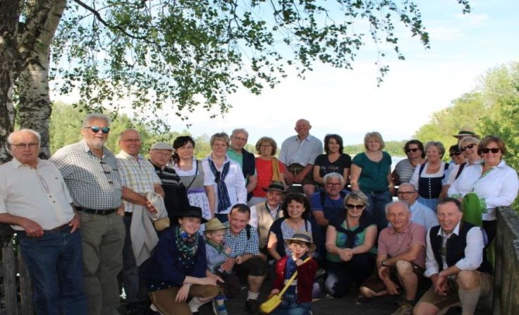 Die Hofmarkler Zeche zeigt der Brauchtumsgruppe Munderfing die Aussichtsplattform. Foto: privat