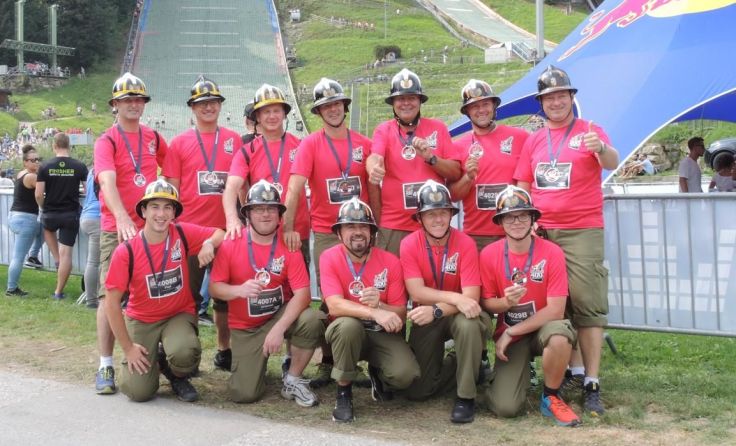 Gruppenfoto mit den drei Mannschaften der Feuerwehr Eberschwang Fotos: privat