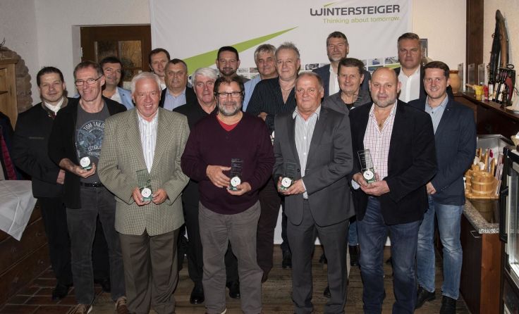 Gefeiert wurde mit den Mitarbeitern beim Rieder Wirt. Foto: Kaufmann