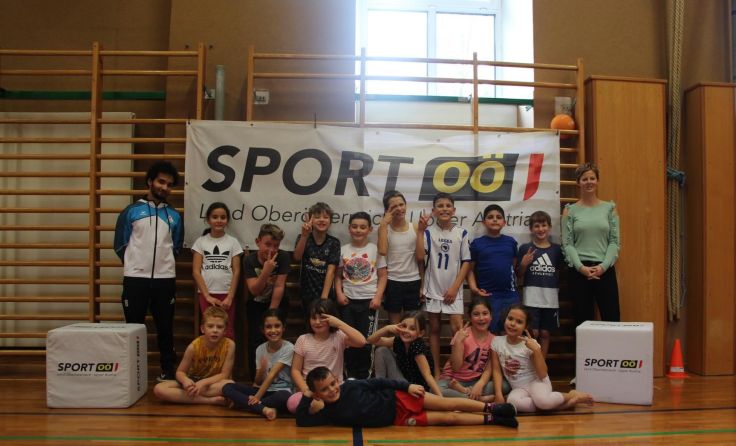 Die Schüler der 2. Klassen absolvierten im Turnsaal die Teststationen. Foto: privat