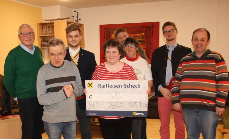 Übergabe des Spendenschecks an die Lebenshilfe Foto: privat