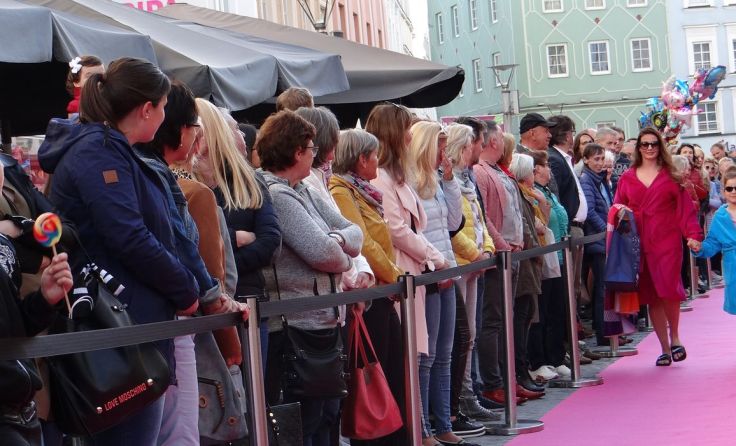 Für die beliebte Shopping Night wird es einen Ersatztermin geben. Foto: Tips