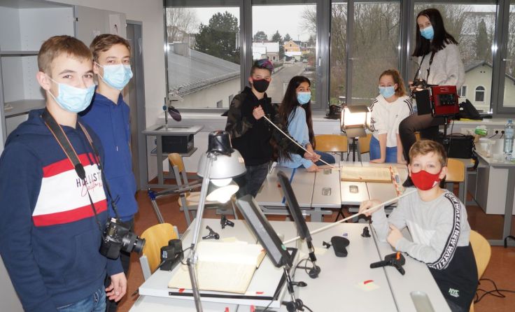 Die Schüler sind mit viel Fleiß und Begeisterung dabei. Foto: NMS