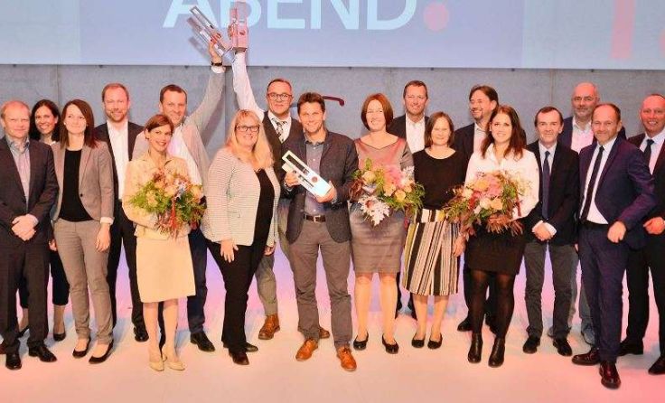 Gewinnerprojekte werden vor den Vorhang geholt. Foto: Bierregion/Andreas Mitter