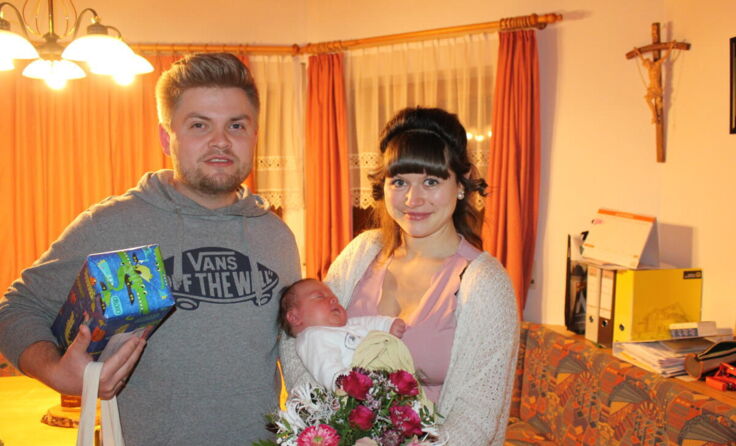 Stefanie und Roman Kubitz mit Sohn Jannis (Foto: privat)