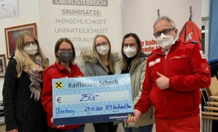 250 Euro wurden an das Rote Kreuz übergeben. (Foto: privat)