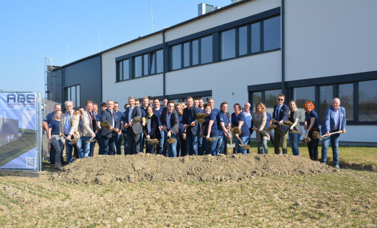 Der Spatenstich ist erfolgt. (Foto: ags engineering)