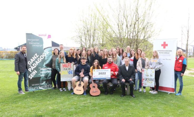 Die Schüler der Bafep unterstützen ebenso die Hilfsaktion. (Foto: RK Ried)