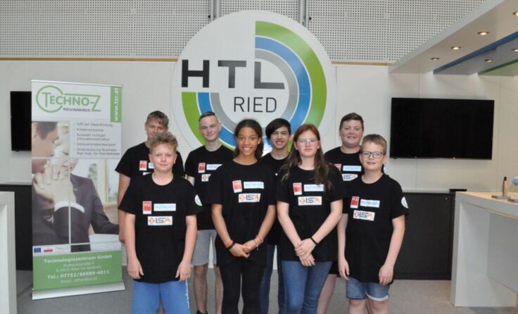 Voll abgeräumt haben die Teams der Mittelschule Aurolzmünster mit ihren Robotern. (Foto: Techno-Z)