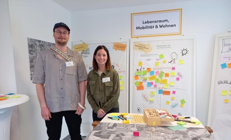 Das Jugendredaktionsteam Mattea und Elisabeth (Foto: Stadtgemeinde Ried)
