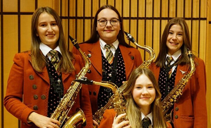 Das Saxophon-Register hat eine jazzige Nummer vorbereitet. (Foto: Pfarrmusik Ort)
