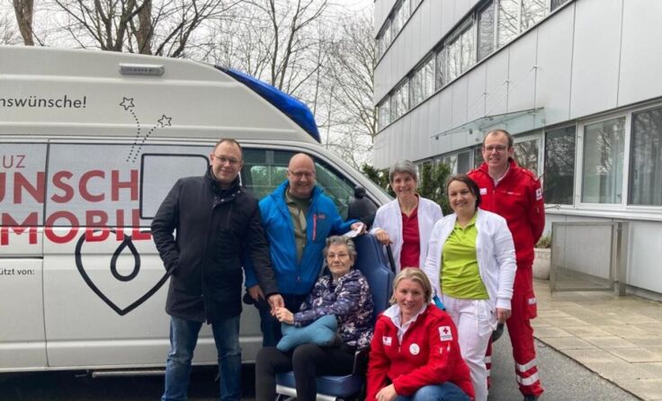 Das Wunschmobil-Team hat allen eine große Freude gemacht. (Foto: RK Ried)