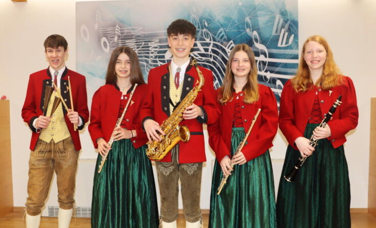 Die Jungmusiker freuen sich auf die beiden Konzertabende. (Foto: Planitzer)