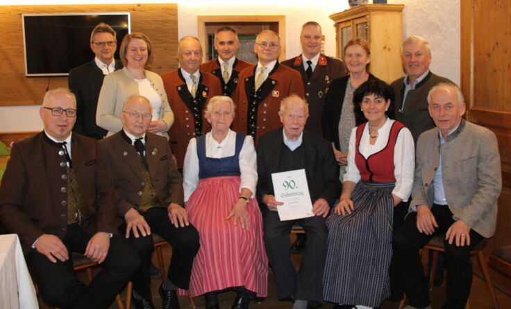 Ferdinand Baier wurde zum 90. Geburtstag gratuliert. (Foto: privat)