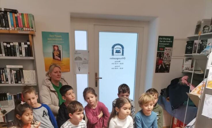Die Kinder hörten sehr interessiert zu. (Foto: Marktgemeinde Obernberg)
