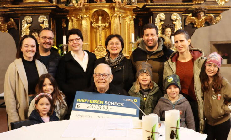Das Organisationsteam mit Pater Wolfgang (Foto: Planitzer)