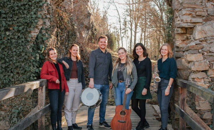 Viva La Klang & Friends sind live on Stage (Foto: Rabeder)