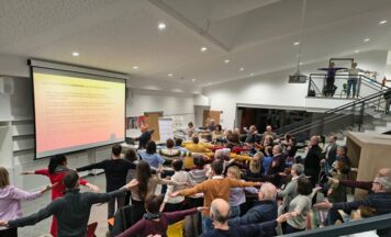 Mentaltrainer begeisterte Besucher in Zell an der Pram