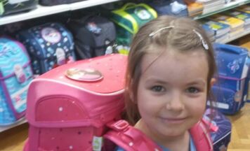 Schultaschenausstellung in der Bücherei in Kopfing