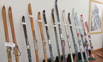 Abschlussfest im Lignorama Riedau unter dem Titel Aus der Geschichte des Wintersports