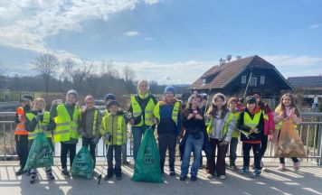 Flurreinigungsaktion in der Gemeinde Ort