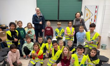 Bezirk Ried erzielt Top-Ergebnis bei Zivilschutz-Warnwestenüberprüfung