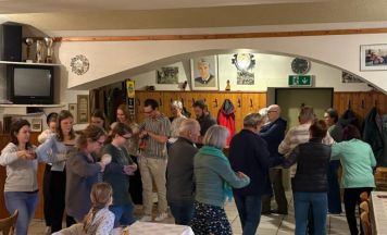 Großes Interesse beim Volkstanz-Tryout des Trachtenvereins Ried