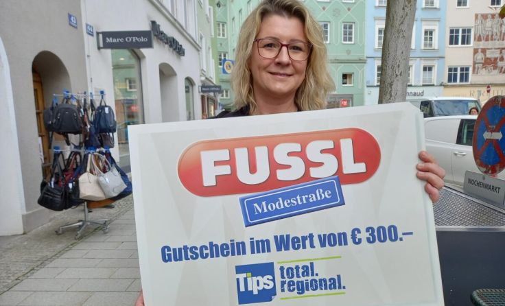 Martina Gadermayr freut sich über den Gewinn. (Foto: Tips)
