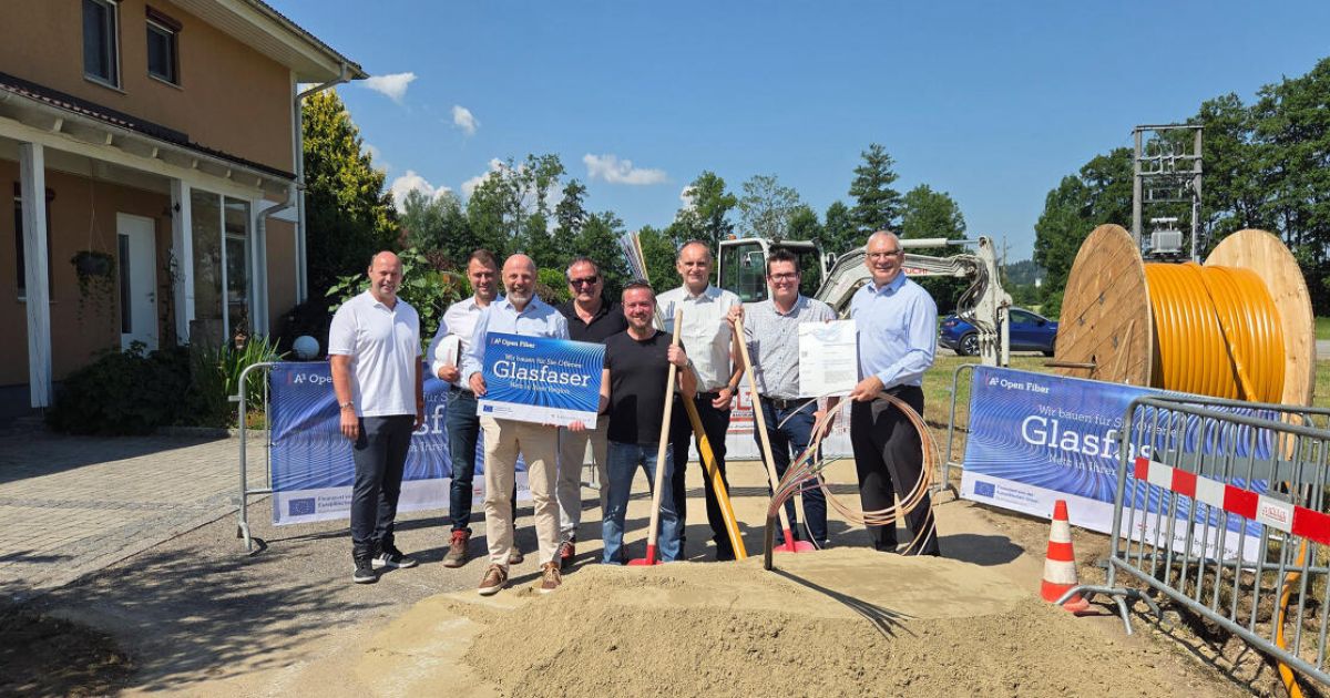 Spatenstich für den Glasfaserausbau in Waldzell