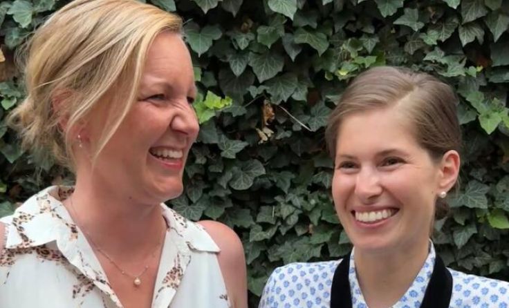 Sarah Grusch und Vita-Theresa Richter-Irsigler bei der Amtsübergabe (Foto: LC3 Ried)