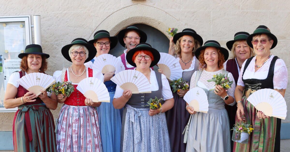 Woman from Wippenham sponsors church fans