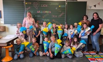 Schultüten für die Taferlklassler in Waldkirchen