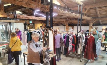 Kleidertauschmarkt in der Giesserei in Ried