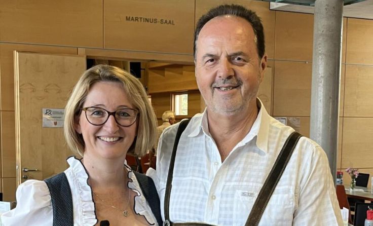 Chorleiterin Birgit Haider-Winter und Obmann Kajetan Haider (Foto: Gesangsverein)