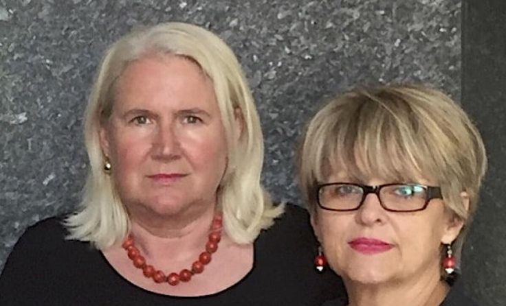 Monika Krautgartner und Gaby Grausgruber laden zur Lesung „rote Lichter“ ein. (Foto: privat)