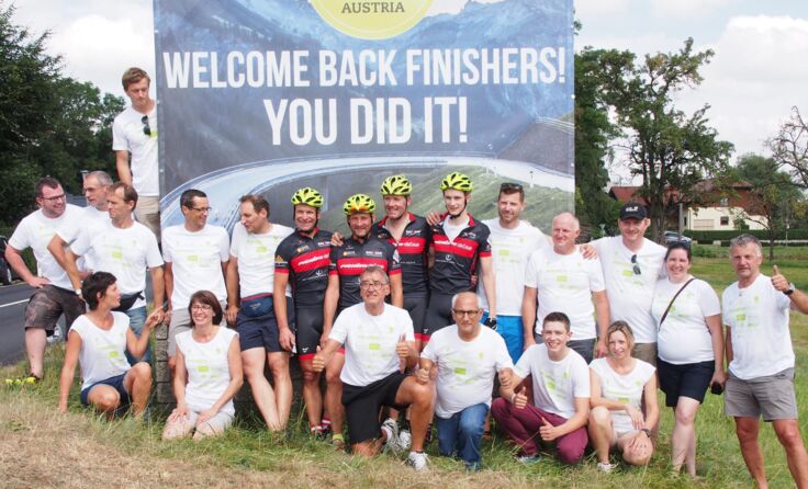 Das Team Pichler Glas - Physiotherapie Bayer im Ziel