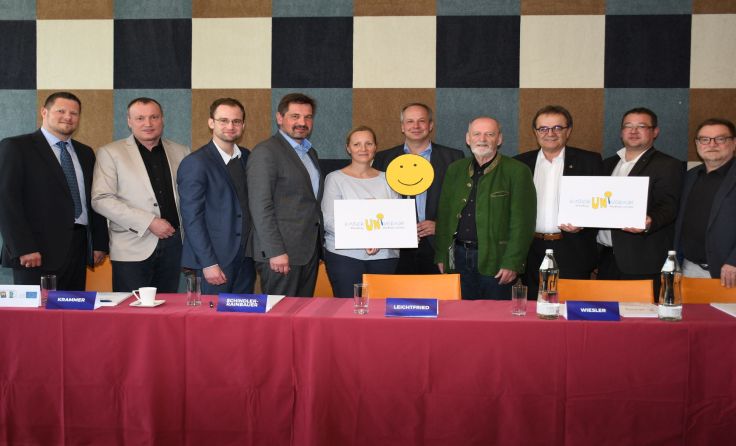 Das Team des KinderUNIversums der Standorte Waidhofen und Wieselburg. Foto: Stadt Waidhofen