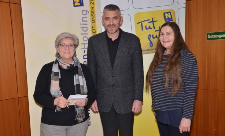 (V.l.) Brigitta Girsig, Vortragender Arzt Dietmar Weixler und Irmi Kranzl*Foto: LK Horn
