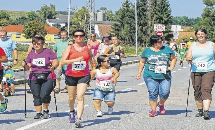Mit viel Spaß werden beim Wunschlauf die Kilometer gesammelt Fotos: D. Preiß