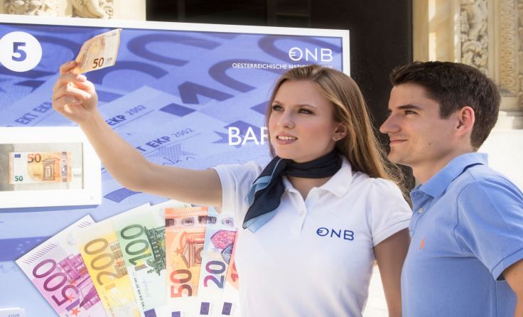 Der gesamte Tourplan der Euro-Info-Tour unter: www.oenb.at/euro-bus Foto: OeNB