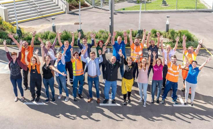 Viel Frauenpower im blau-gelben Team der Niederösterreich Bahnen. Foto: NÖVOG/Bollwein