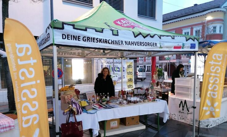 Assista am Grieskirchner Wochenmarkt (Foto: Assista)