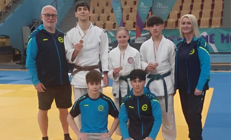 Die Judoka der JZ Rapso mit den Trainern Günther Brandtner und Judit Pisarova. (Foto: JZ Rapso)