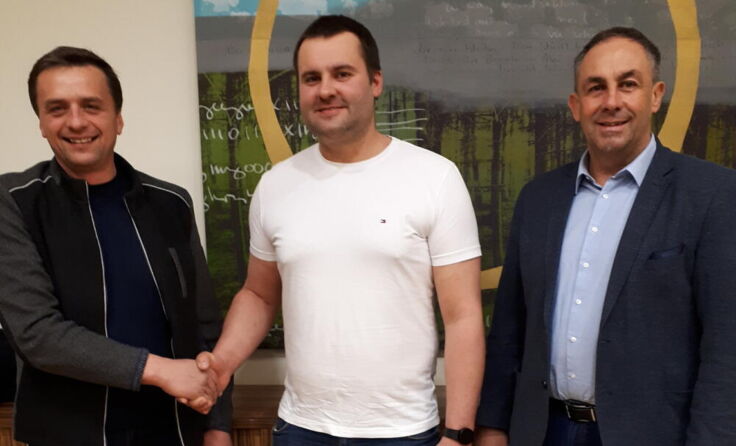 (V. l.) Andreas Hackl, Bernhard Atteneder und Bürgermeister Martin Moser (Foto: Hackl/Hölzl)